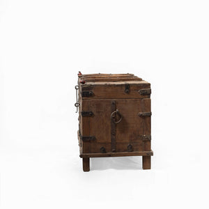 RUGGED WOODEN CHEST