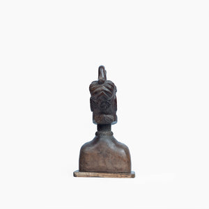 WOODEN BUST OF A KING