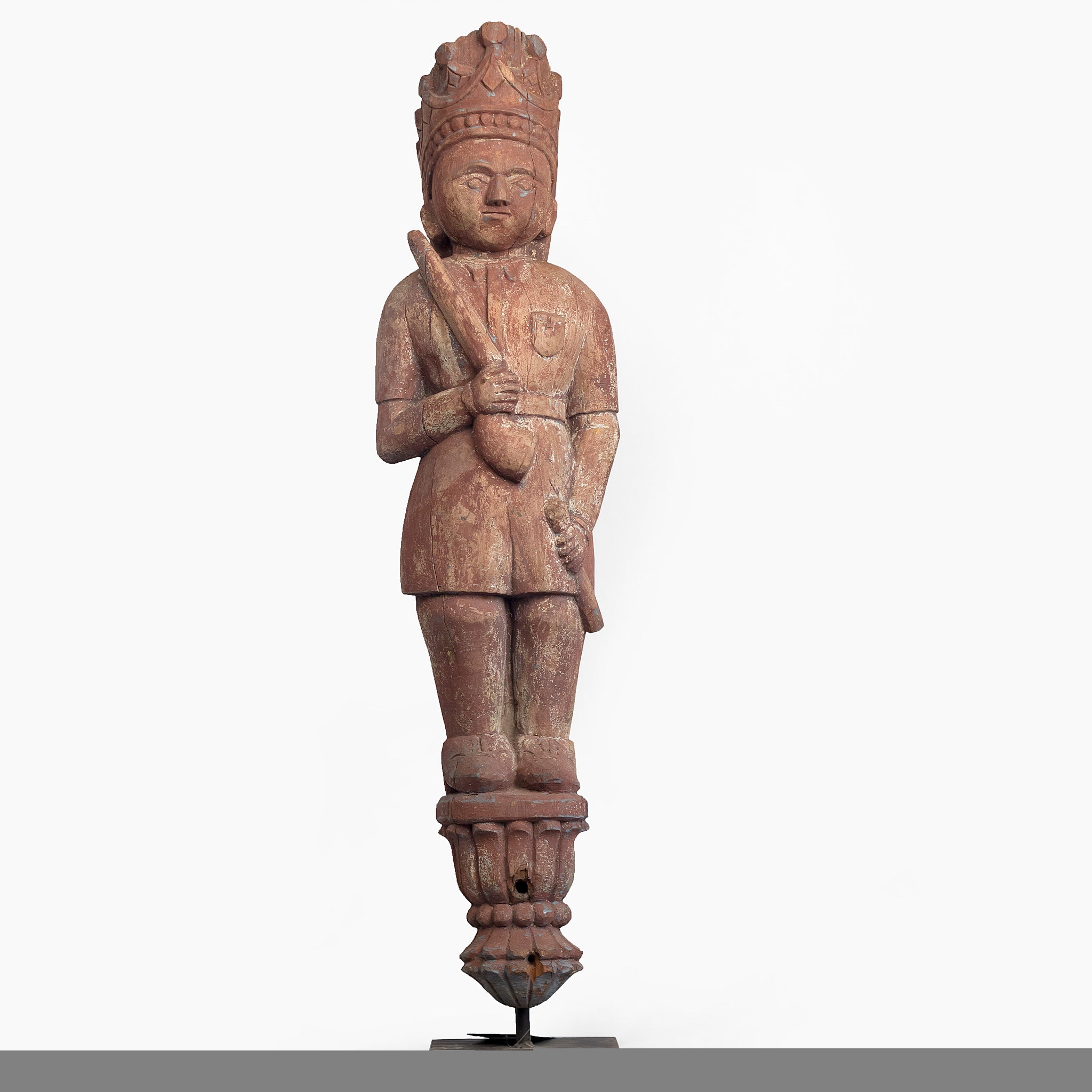 WOODEN IDOL OF A GUARD