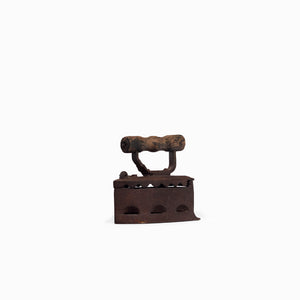 VINTAGE COAL IRON BOX